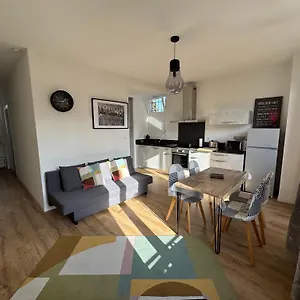 https://appartement-le-madargue-idalement-plac.hotels-rhonealpes.com